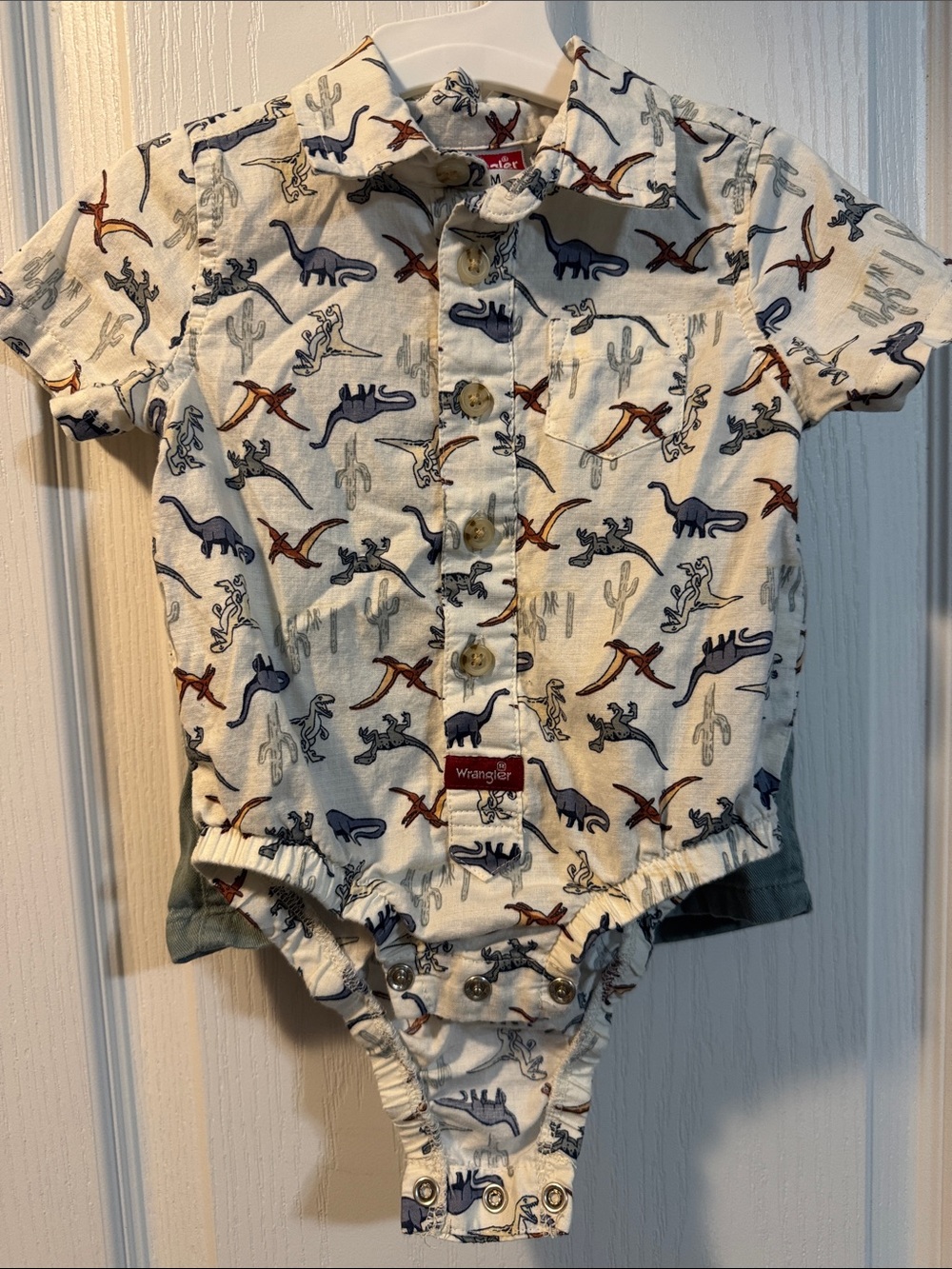 6 Months Wrangler Baby Boy Dinosaur Bodysuit & Shorts 2 Piece Set